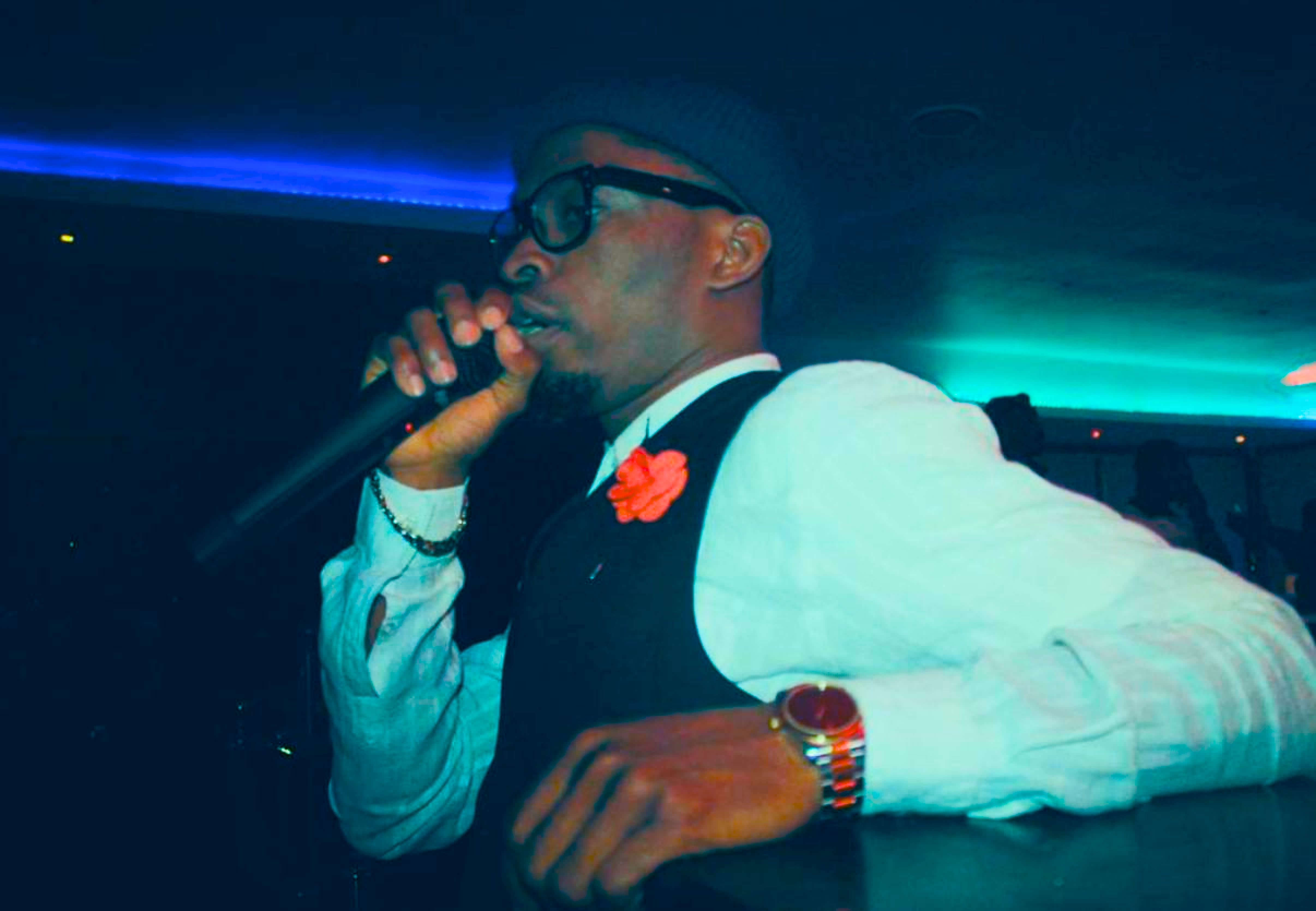 DJ performance event